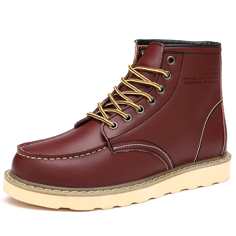 Bota de Couro Cat Masculina Frio