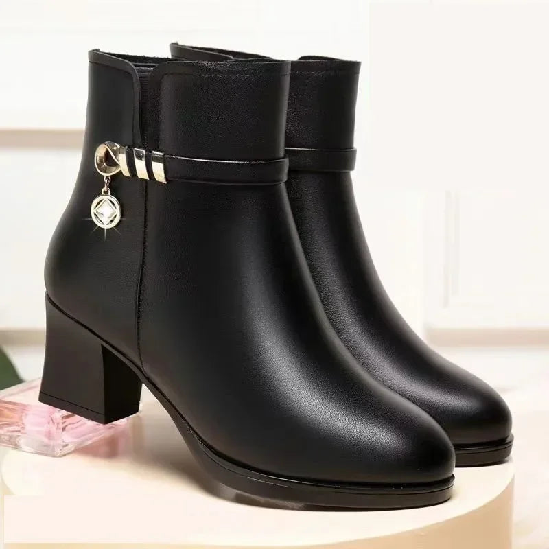 Bota de Couro Feminina Inverno Plus