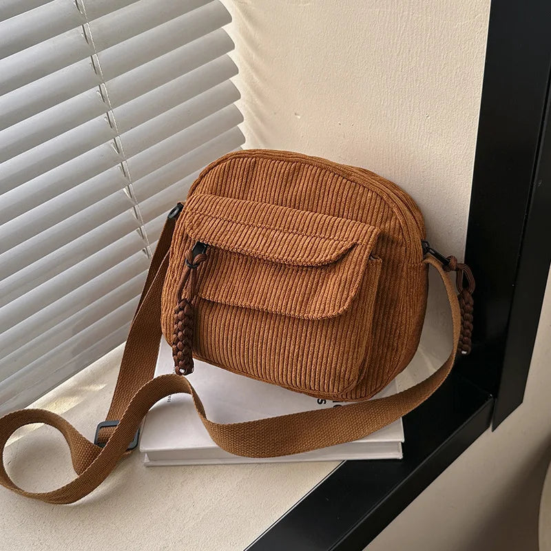 Bolsa Feminina Toti de Veludo Crossbody