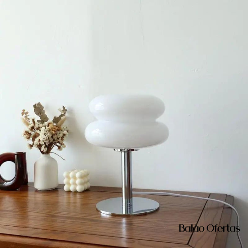 Luminária De Mesa Ovo Vidro Italiano: Design Compacto E Elegante - Branco Iluminação018